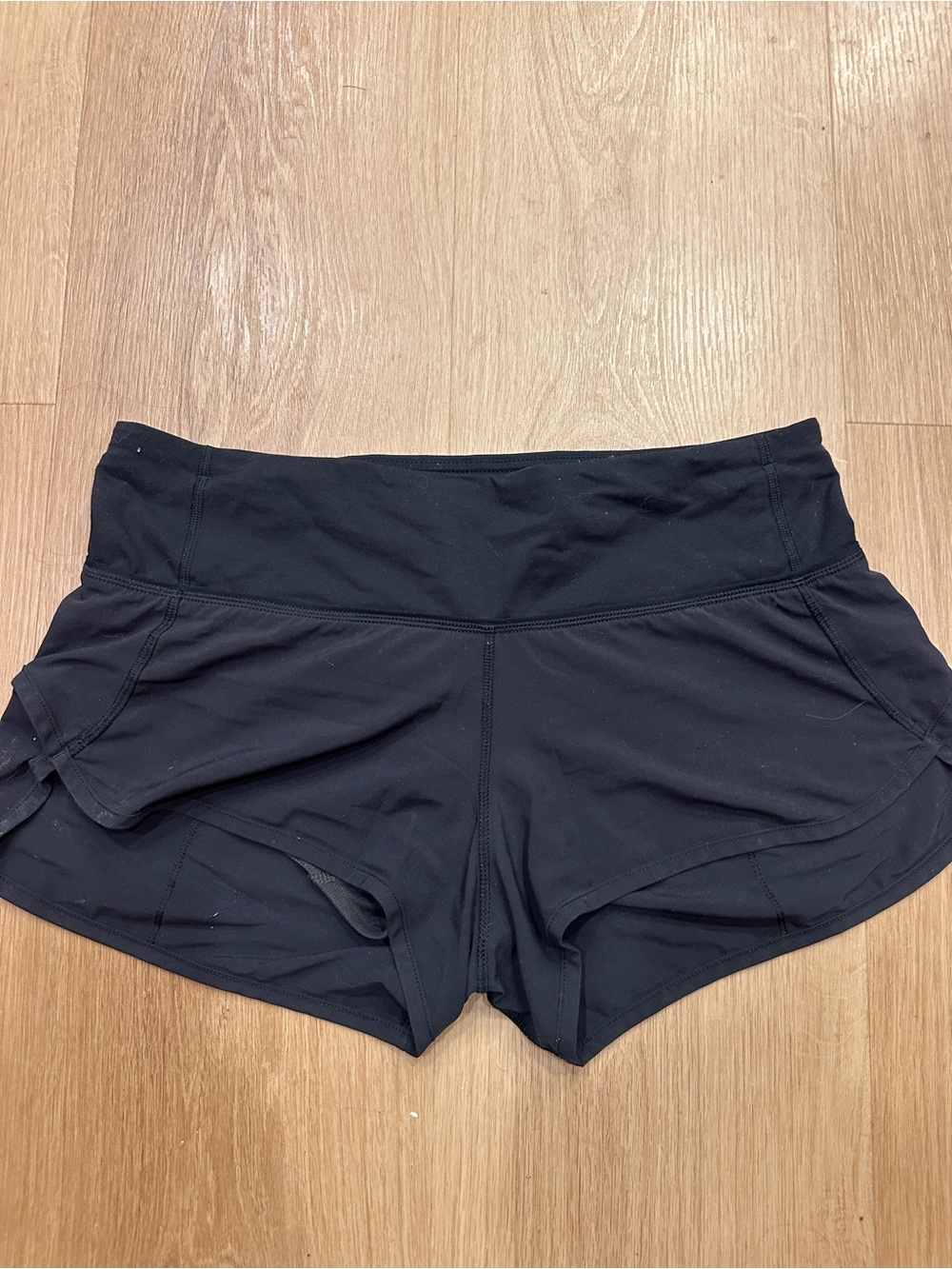 lululemon black shorts